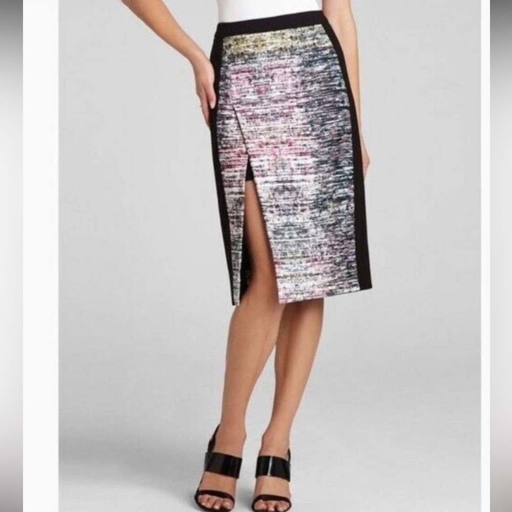 BCBGMAXAZRIA Grayce pencil skirt Size 4